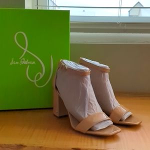 BNIB Sz 37 Sam Edelman nude patent leather block heeled sandals